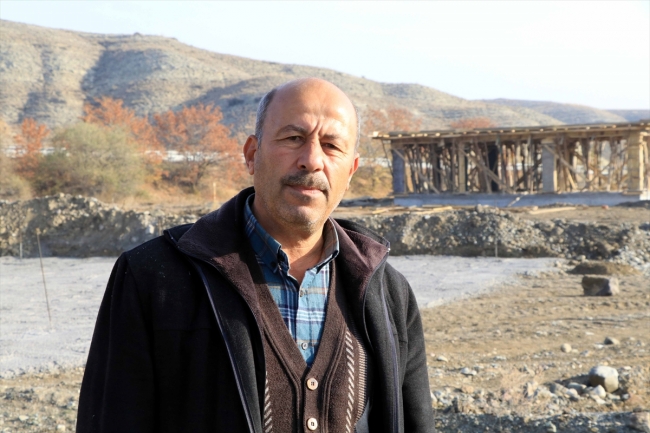 "Obruklu köy" yeni yerine taşınacak