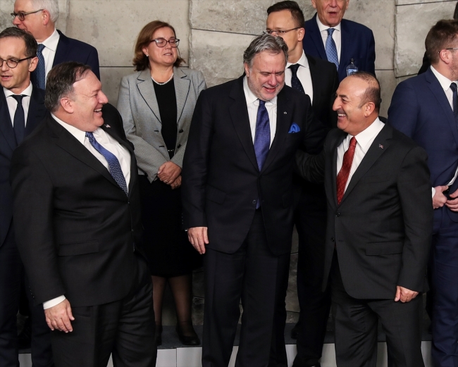 Çavuşoğlu'ndan NATO'da diplomasi trafiği