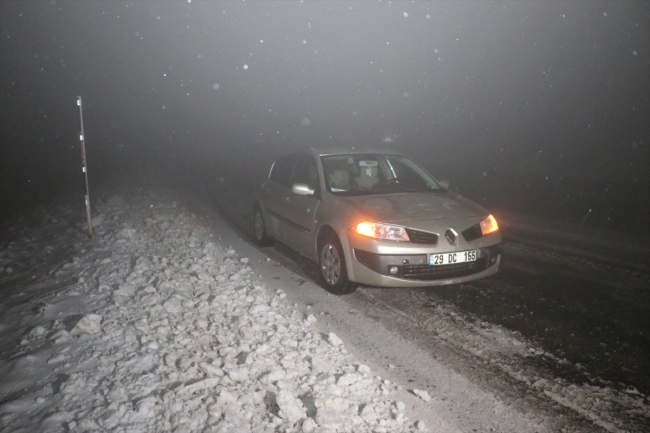 Doğu'da kar yağışı etkili oluyor