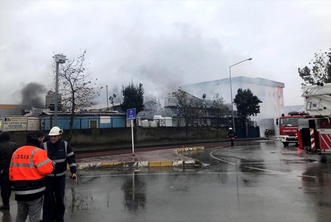 Tuzla'da fabrika yangını