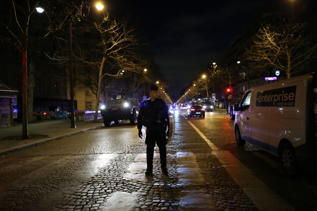 Fransa'da kırmızı alarm: Güvenlik tedbirleri en üst seviyede