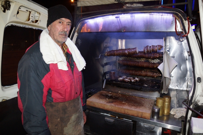 Dondurucu soğukta zorlu mesai