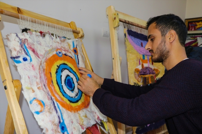 Ata mirası "keçe işleme sanatı" geleceğe taşınıyor