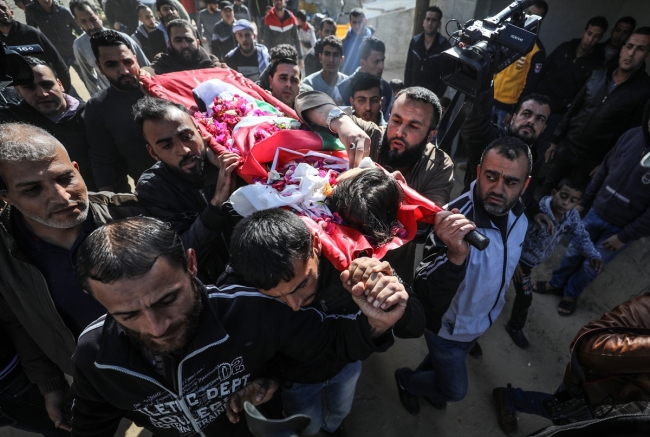 4 yaşındaki şehit Filistinli son yolculuğuna uğurlandı