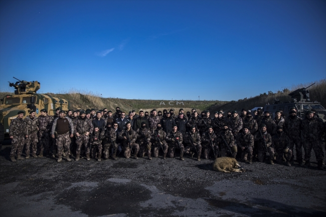 Özel Harekat polisinden Kilyos'ta tatbikat