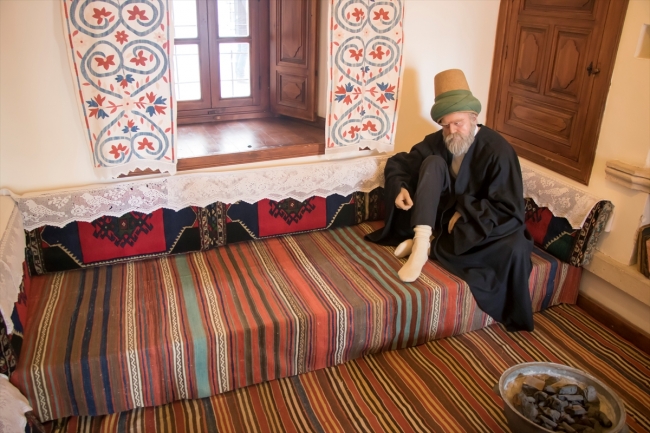 Mevlana Müzesi "gel" çağrısıyla milyonları ağırlıyor