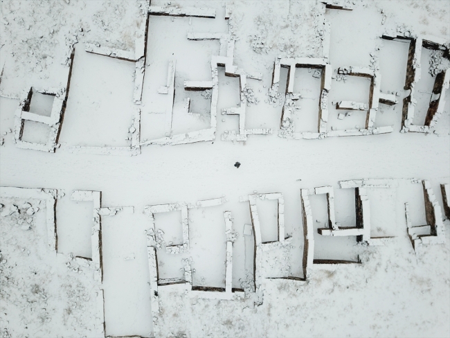 Kar altında "Medeniyetler Beşiği" Ani