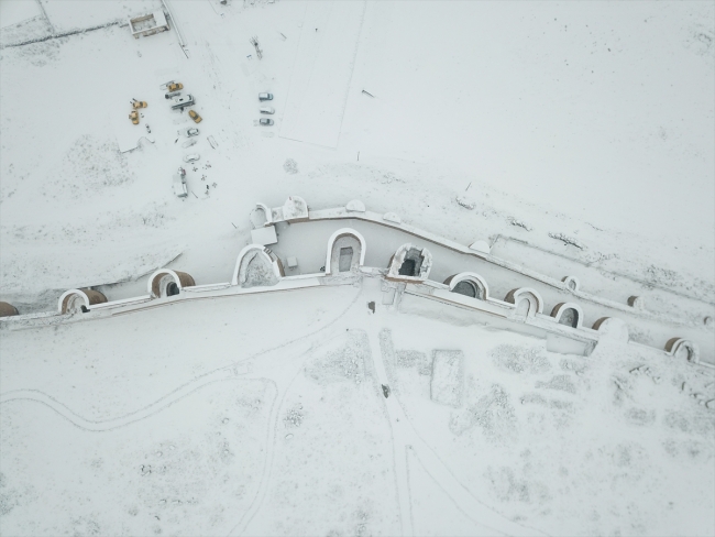 Kar altında "Medeniyetler Beşiği" Ani