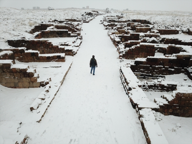 Kar altında "Medeniyetler Beşiği" Ani