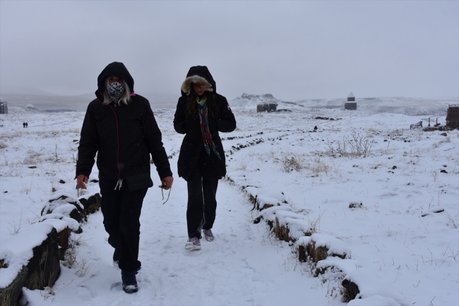 Kar altında "Medeniyetler Beşiği" Ani