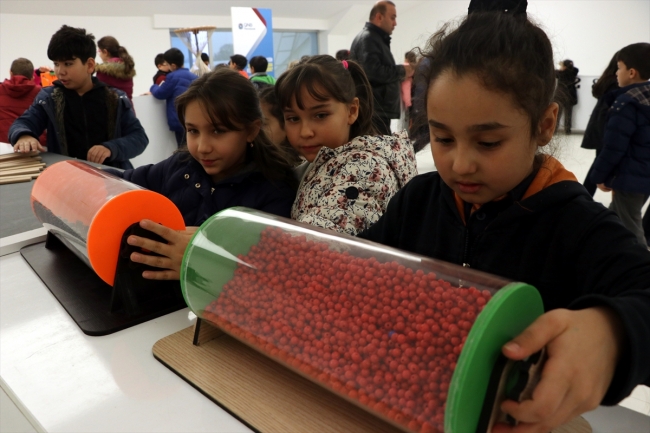 Matematiğe farklı bir bakış açısı getiren "gezici tır"