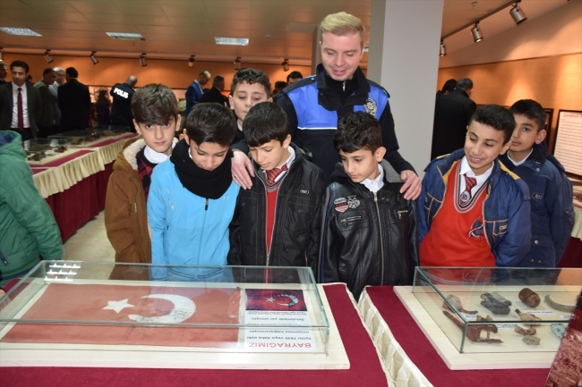 "Gezici Çanakkale Müzesi Sergisi" Hakkarililerle buluştu