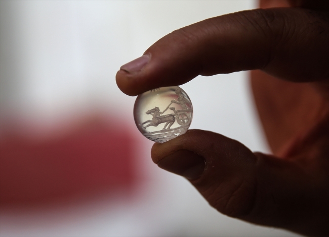 20 yıldır tarihi eserlerin minyatürünü yapıyor