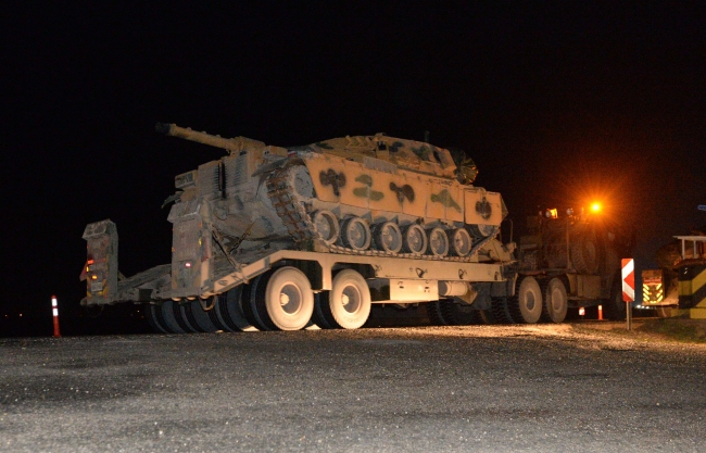 Suriye sınırına askeri sevkiyat