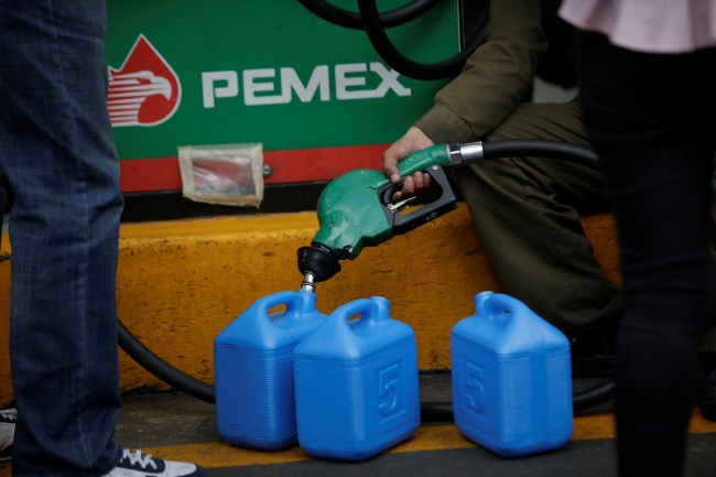 Meksika'da akaryakıt hırsızlığıyla mücadele krize yol açtı