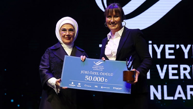'Türkiye'ye Enerji Veren Kadınlar' ödüllendirildi