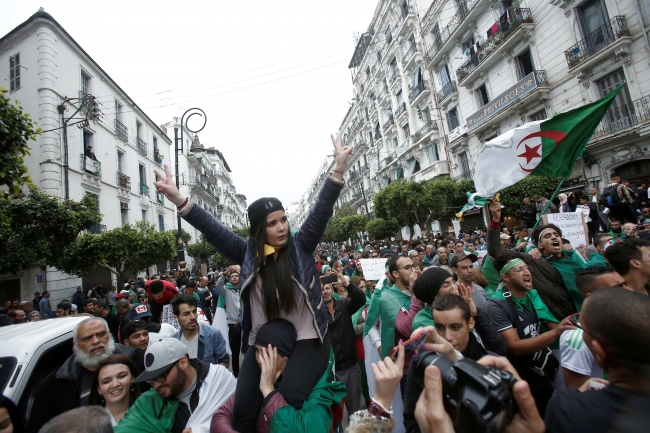 Cezayir'de Buteflika'nın kardeşi gözaltına alındı
