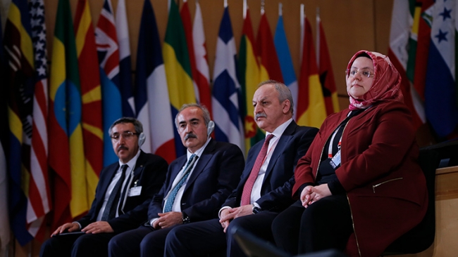 Cumhurbaşkanı Yardımcısı Oktay'dan dünyaya FETÖ çağrısı