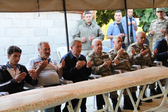 'Suriye rejimi İdlib'in güneyinde kontrol alanını genişletmeye çalışıyor'