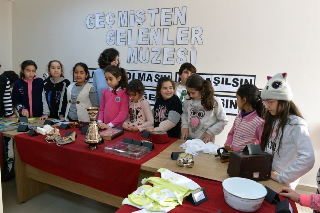 Tuncelili öğrencilerden "Geçmişten Gelenler Müzesi"