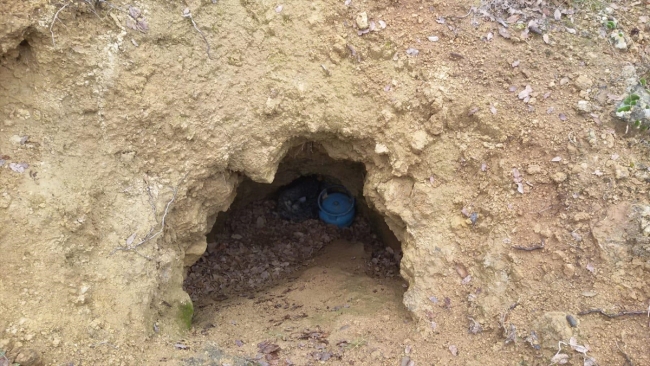 Siirt'te patlayıcı yapımında kullanılan malzemeler ele geçirildi