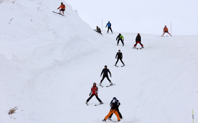 Türkiye'nin kış turizm merkezleri konuklarını bekliyor