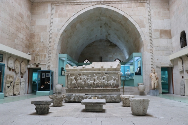 Kütahya'daki "Amazonlar lahdi" bin 858 yıllık tarihiyle dikkat çekiyor