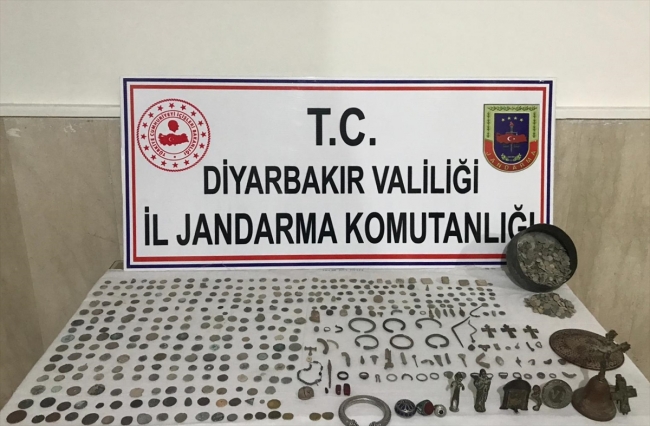 Diyarbakır'da 2 bin 328 tarihi eser ele geçirildi