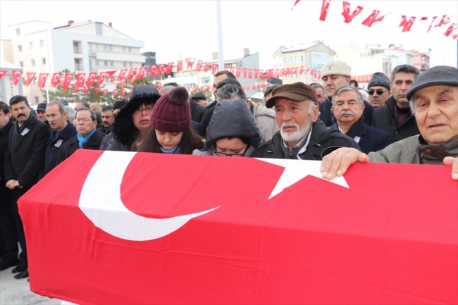 Gaziantep Vali Yardımcısı İmamgiller Sivas'ta toprağa verildi