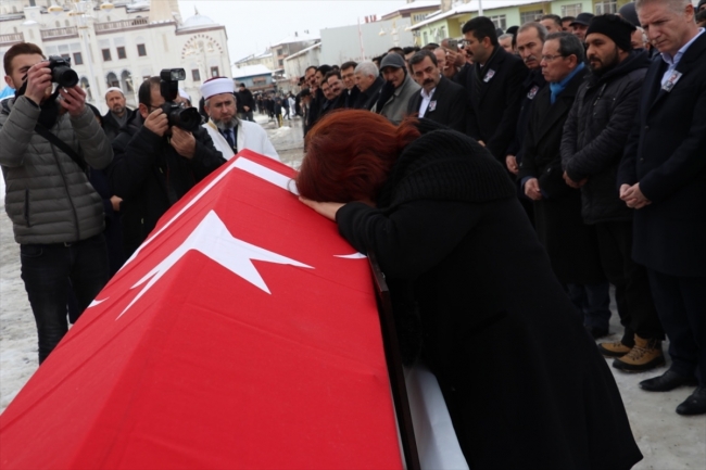 Gaziantep Vali Yardımcısı İmamgiller Sivas'ta toprağa verildi