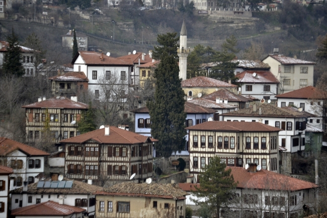 Safranbolu'nun tarihi dokusu yeni binalara örnek oluyor