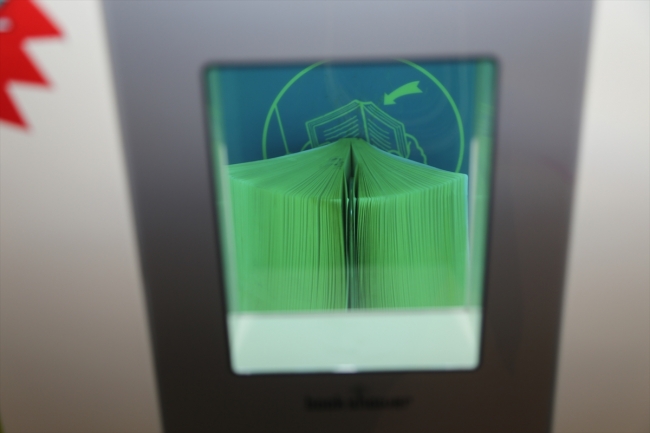 Anadolu Üniversitesinde kitaplar "duşta" temizleniyor