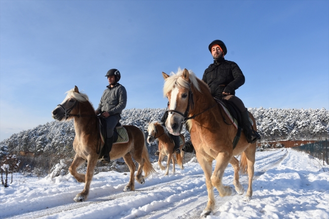 Uludağ'da yarıyıl tatili öncesi doluluk oranı yüzde 90'a ulaştı