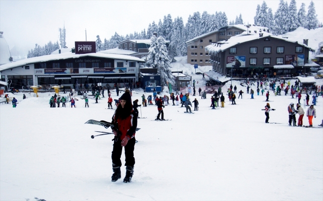 Uludağ'da yarıyıl tatili öncesi doluluk oranı yüzde 90'a ulaştı