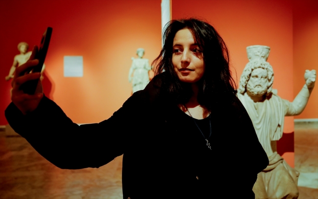 Türkiye'nin dört bir yanından "Müzede Selfie"