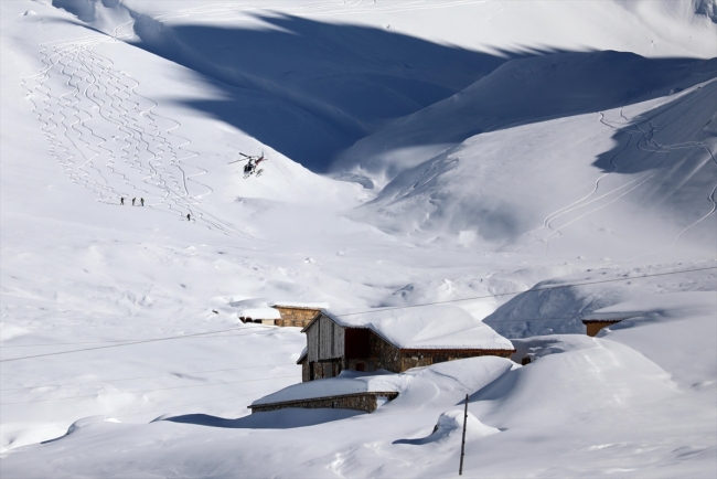 Kaçkar Dağları heliski tutkunlarını ağırlıyor