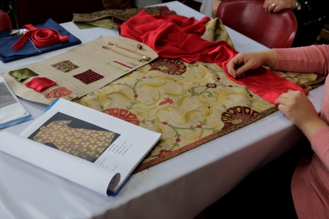 Padişahların giysileri aslına uygun hazırlanıyor