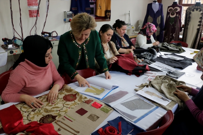 Padişahların giysileri aslına uygun hazırlanıyor