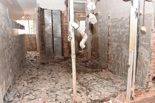 Menteşe’de 100 yataklı hastahanenin tadilatı başladı