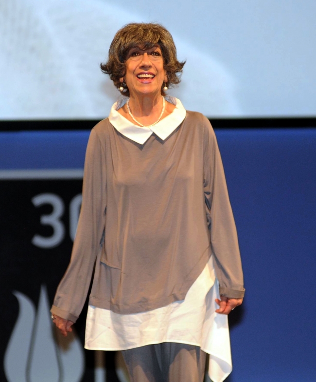 Ayşen Gruda hayatını kaybetti