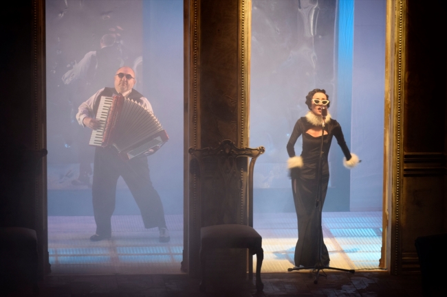 "Sahibinin Sesi" oyununun galası yapıldı