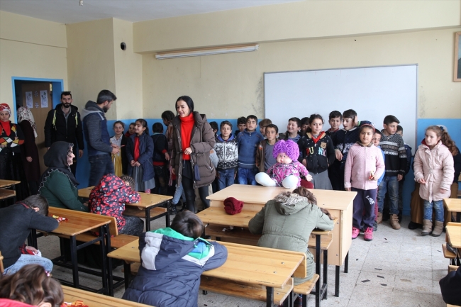Gezginler, Van'daki çocuklar için "mutluluk" taşıdı