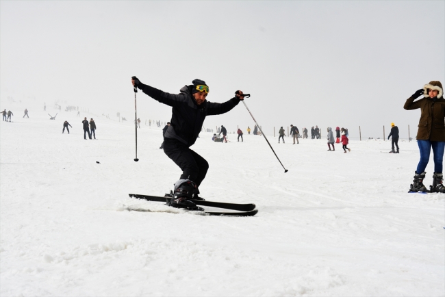 Çoban Hamza'nın kayak tutkusu