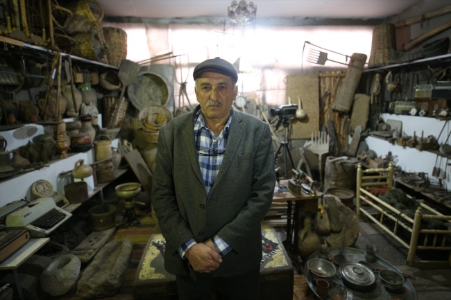 Antika tutkusuyla 2 bin eşya topladı