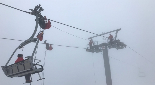 Kayak tutkunlarının güvenliği Mehmetçik'e emanet