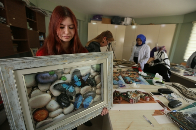 Osmanlı'nın kat'ı sanatı geleceğe aktarılıyor
