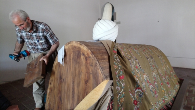 Selçuklu Emiri Celaleddin Karatay için 765 yıl sonra puşide dikildi