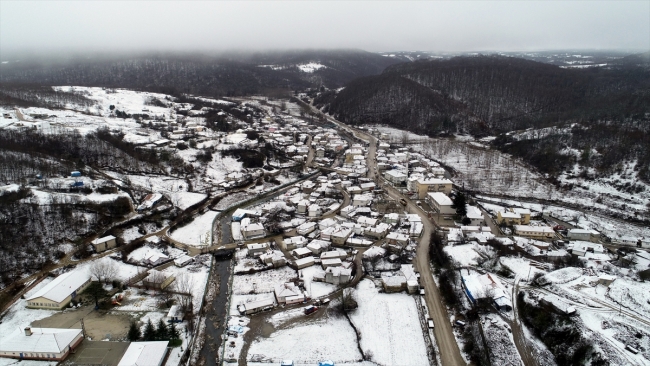 Kırklareli'nin beyaza bürünen orman köyleri