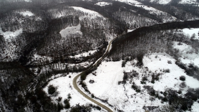 Kırklareli'nin beyaza bürünen orman köyleri