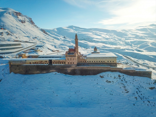 Tarihi İshak Paşa Sarayı 2018'i rekorla kapattı